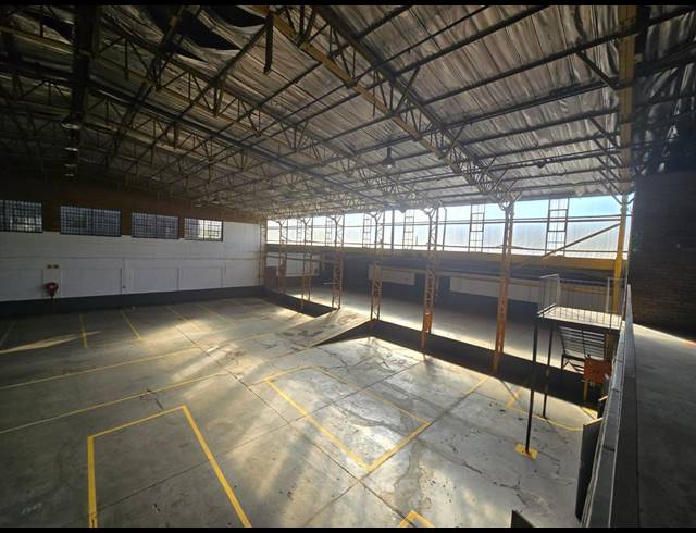 2,722M² WAREHOUSE TO LET IN BENROSE
